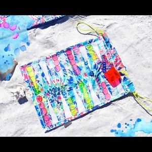Lilly Pulitzer Beach Game NWT